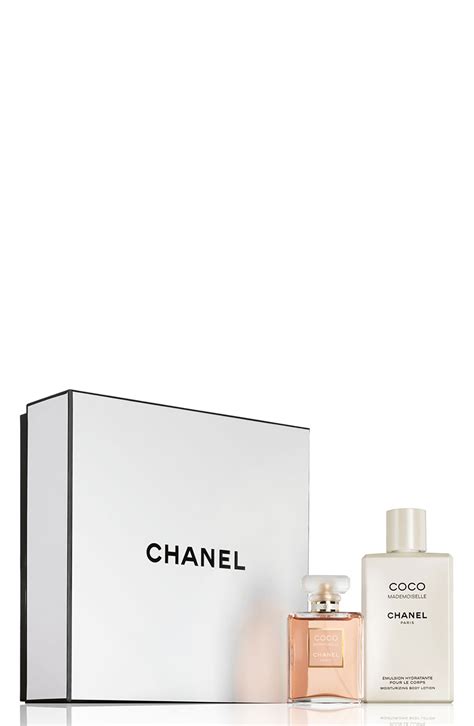 coco chanel gifts for her|Chanel mademoiselle christmas gift set.